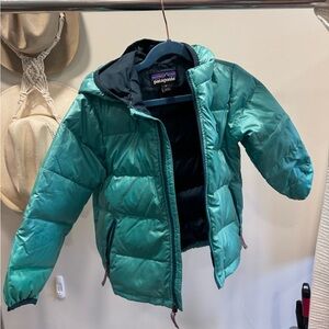 Patagonia turquoise puffer jacket. Nice and warm